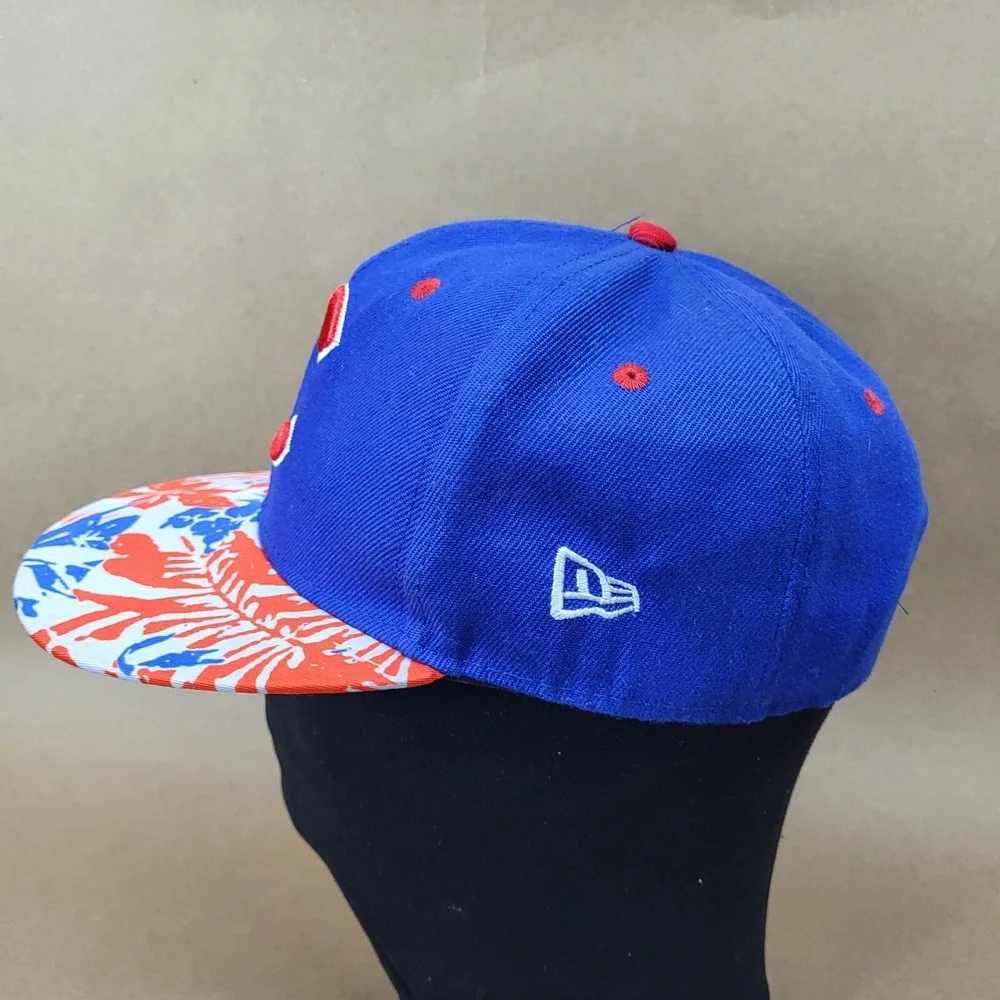 New Era Chicago Cubs 9Fifty Snapbkack Hat Hawaiian Floral Red Blue Original Fit